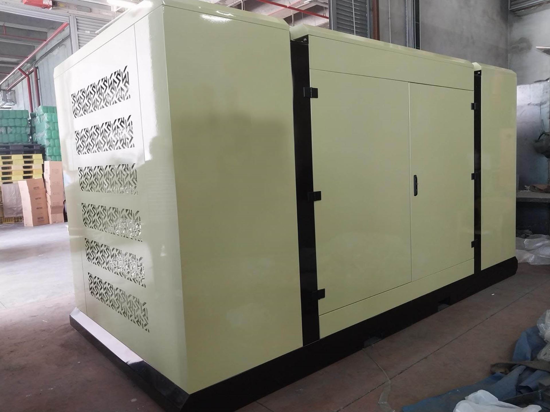 Yakıtsız jeneratör